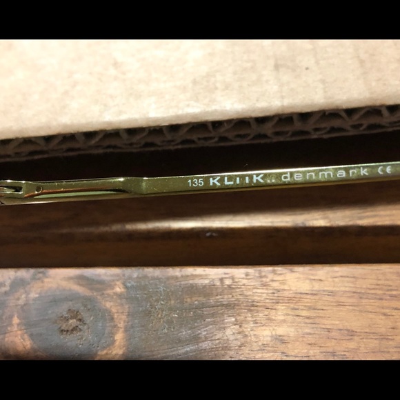 Eyeglasses - Picture 12 of 13